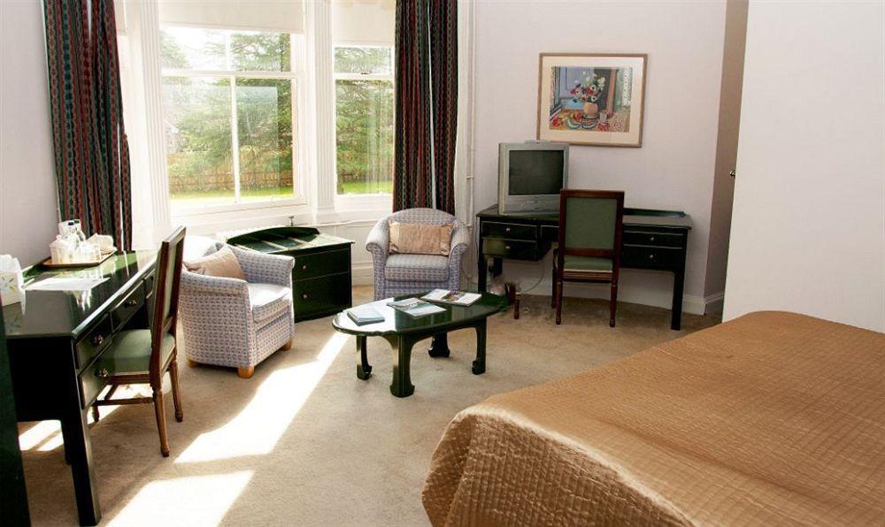 Altamount House Hotel Blairgowrie and Rattray ภายนอก รูปภาพ